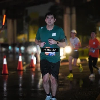 Runner Photo 7648396