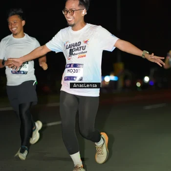 Runner Photo 7648402