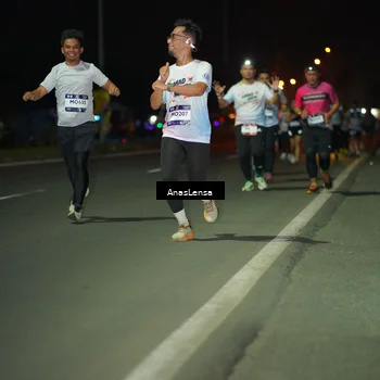 Runner Photo 7648405