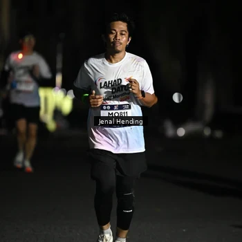 Runner Photo 7648409