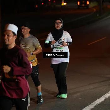 Runner Photo 7648416