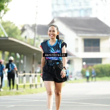 Runner Photo 7648419