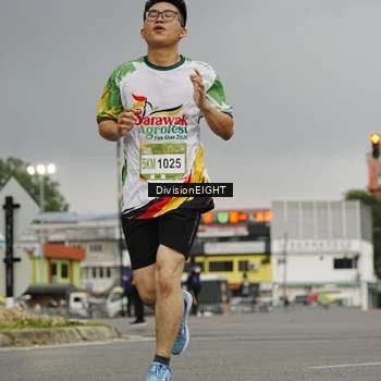 Runner Photo 7648423