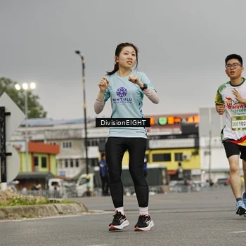 Runner Photo 7648426