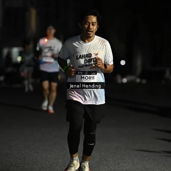 Runner Photo 7648431