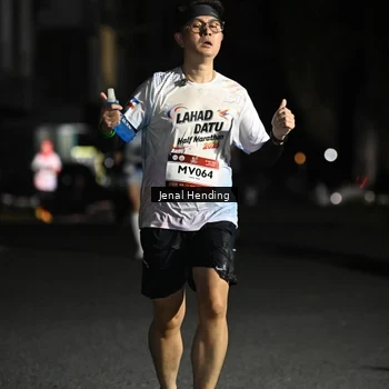 Runner Photo 7648437