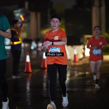 Runner Photo 7648439