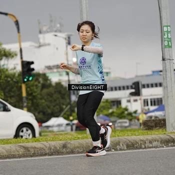 Runner Photo 7648445