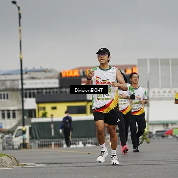 Runner Photo 7648448