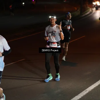 Runner Photo 7648458