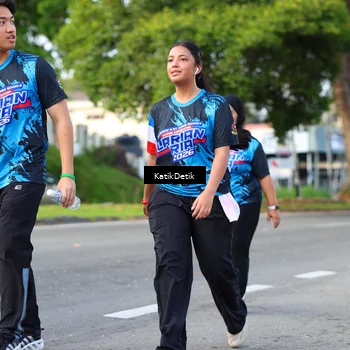 Runner Photo 7648459