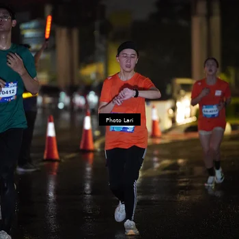 Runner Photo 7648460