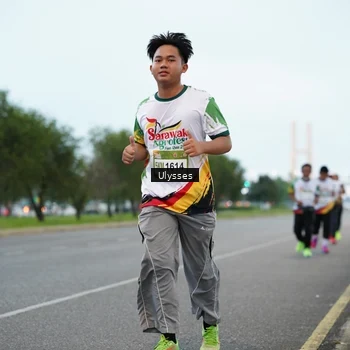Runner Photo 7648491
