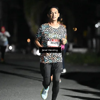 Runner Photo 7648496