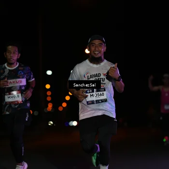 Runner Photo 7648541