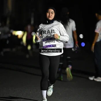 Runner Photo 7648542