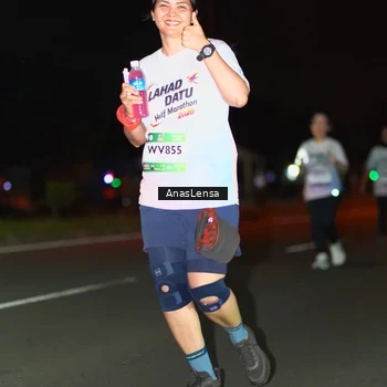 Runner Photo 7648565