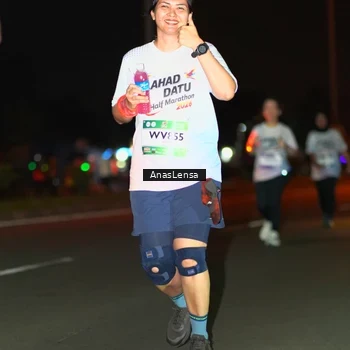 Runner Photo 7648572