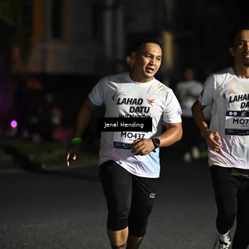 Runner Photo 7648581