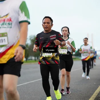 Runner Photo 7648593