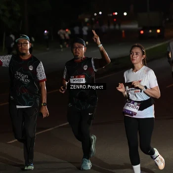Runner Photo 7648595