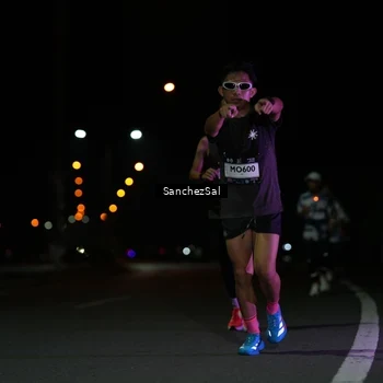 Runner Photo 7648601