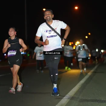 Runner Photo 7648631