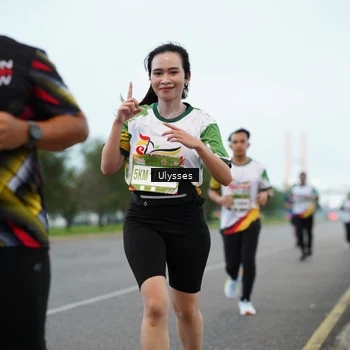 Runner Photo 7648644