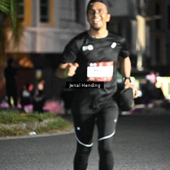 Runner Photo 7648654