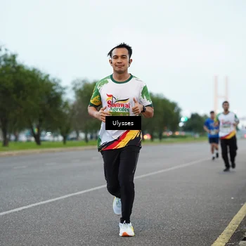 Runner Photo 7648655