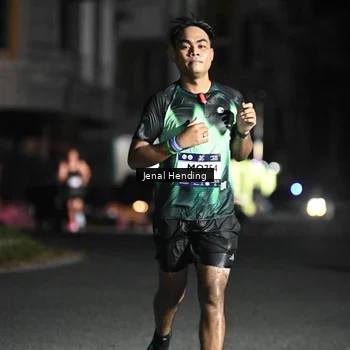 Runner Photo 7648663