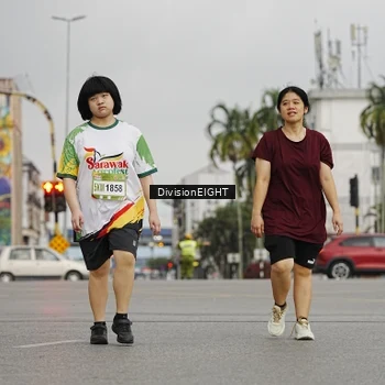 Runner Photo 7648674