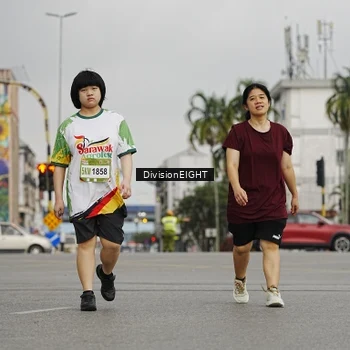 Runner Photo 7648687