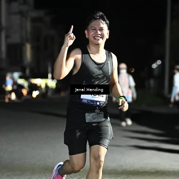 Runner Photo 7648692