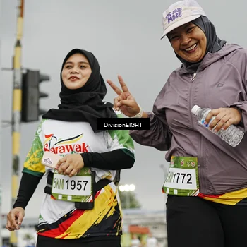 Runner Photo 7648693