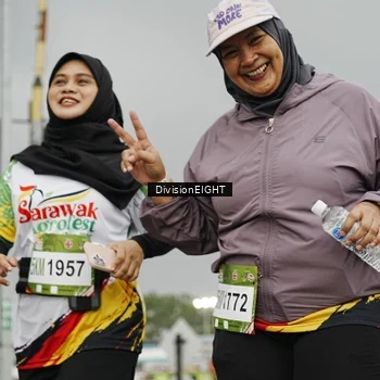 Runner Photo 7648704