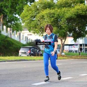 Runner Photo 7648708