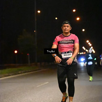 Runner Photo 7648710