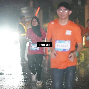 Runner Photo 7648715