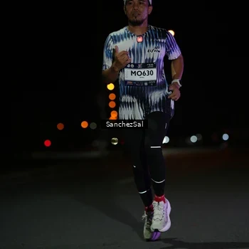 Runner Photo 7648719