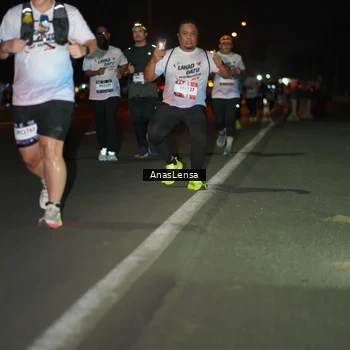 Runner Photo 7648720
