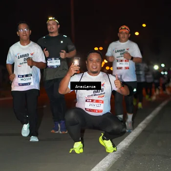 Runner Photo 7648723