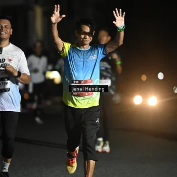 Runner Photo 7648728