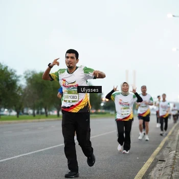 Runner Photo 7648731