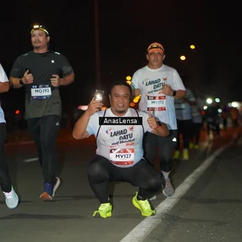 Runner Photo 7648734