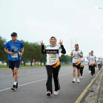 Runner Photo 7648751