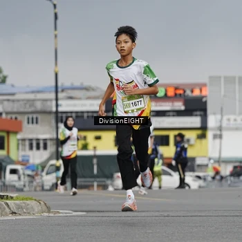 Runner Photo 7648783