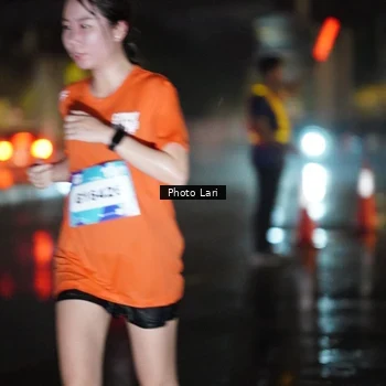 Runner Photo 7648786