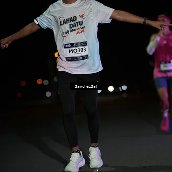 Runner Photo 7648794