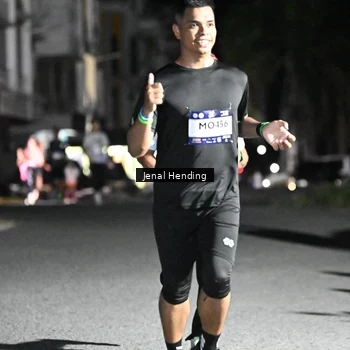 Runner Photo 7648796